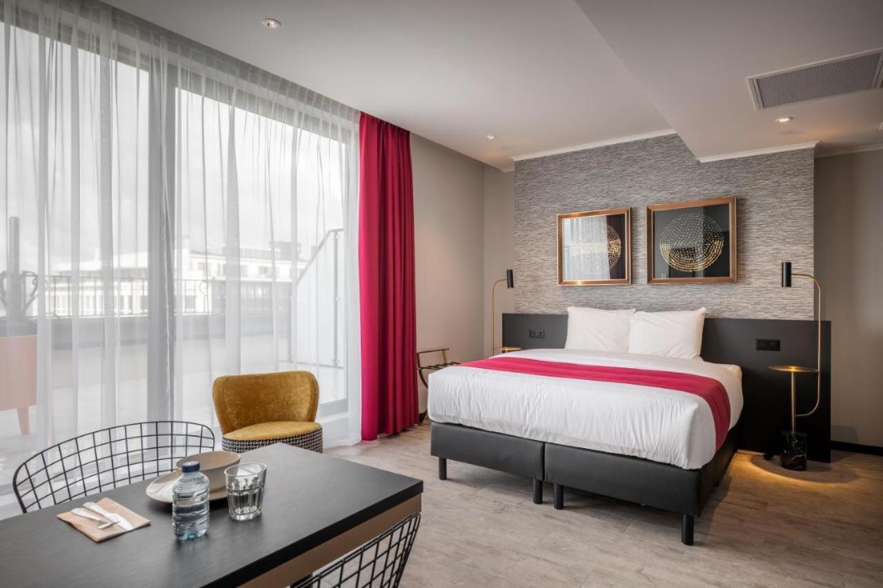 Hotel Jamingo Anversa Esterno foto